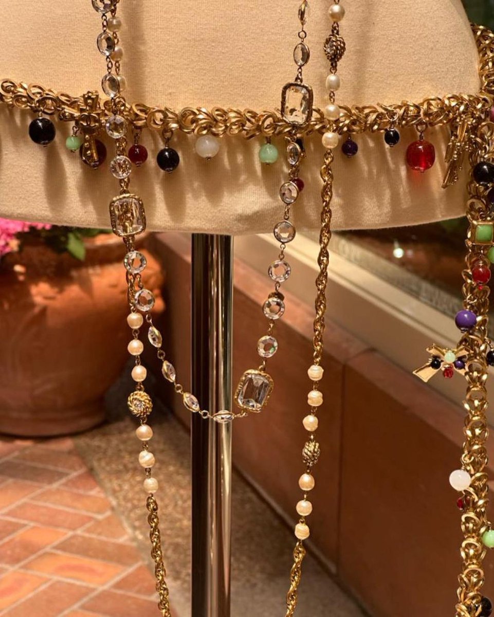 OnlyAuthentics's tweet image. Indulge in the allure of luxury. Only Authentics brings you the finest collection of Chanel pearls, gold link necklaces, vintage chokers, elegant earrings, and exquisite crystal bead necklaces.   #OnlyAuthentics #LuxuryLifestyle #ChanelGems