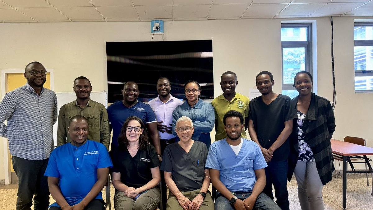 We appreciate Dr. Harry Chen, a visiting @Seed_Global Educator from USA, who has concluded his visit, during which he supported our residency. Thank you, Harry! @MakerereCHS @MakCHS_SOM @MaryEllenLyonMD