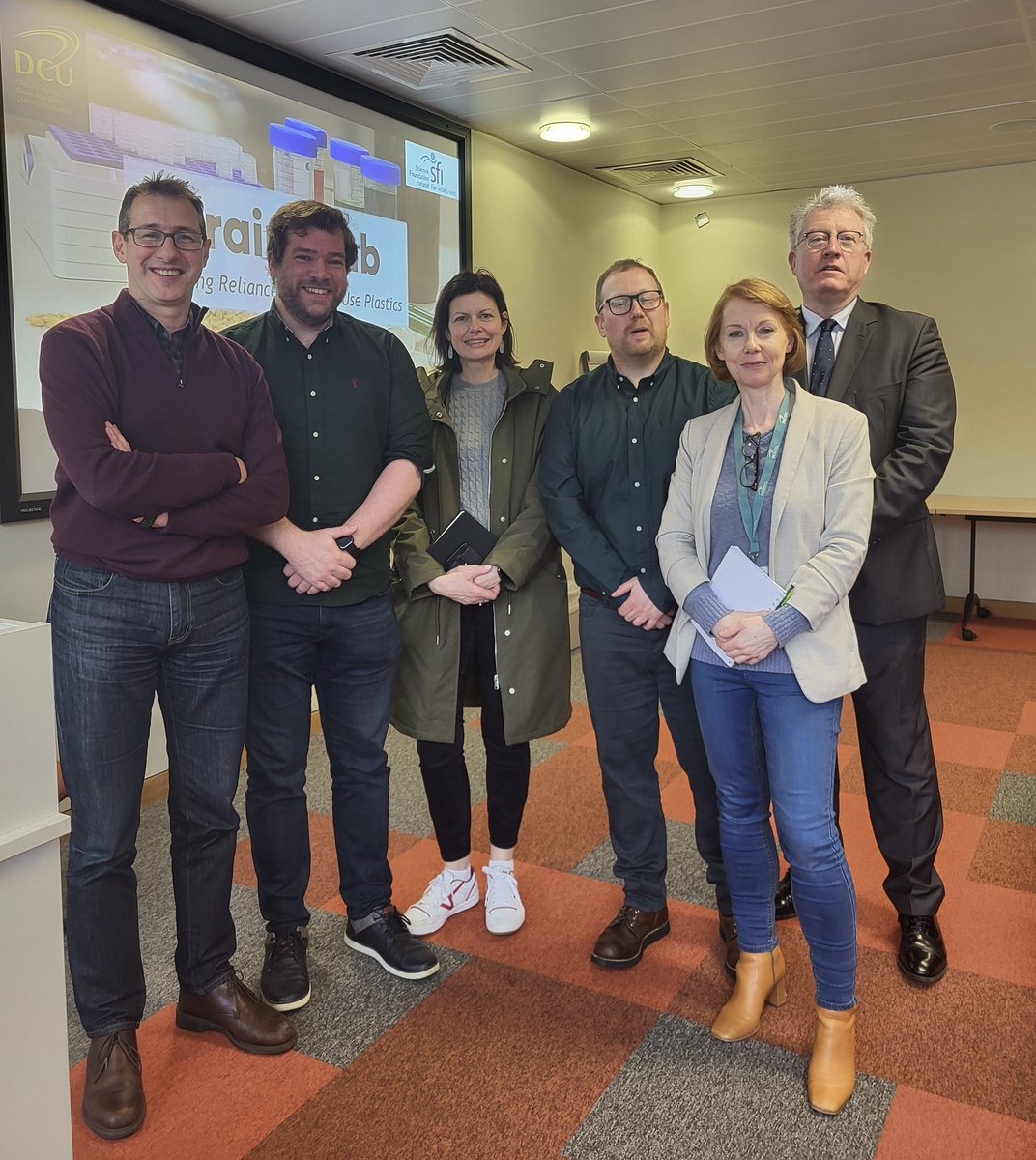 Great to have the @grain_lab team showcase their @scienceirel funded research at the “Transforming Challenges into Impact” seminar series, which is hosted by DCU Life Sciences Institute, @DCUBiodesign and @DcuBiotech. Truly disruptive technology being developed @DCU.