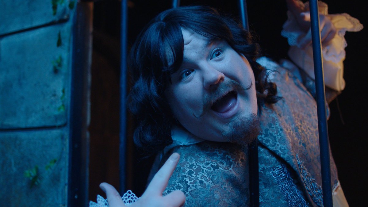 Manofminitalent's tweet photo. Another new #HorribleHistories for you on Friday at 5.30pm on @cbbc, as we take a little canter through the English Civil War. Featuring the only English King to be tried and executed, and also the 2 Unlimited parody that you never knew you needed in your life until now… https://t.co/lb6PJu9UVF