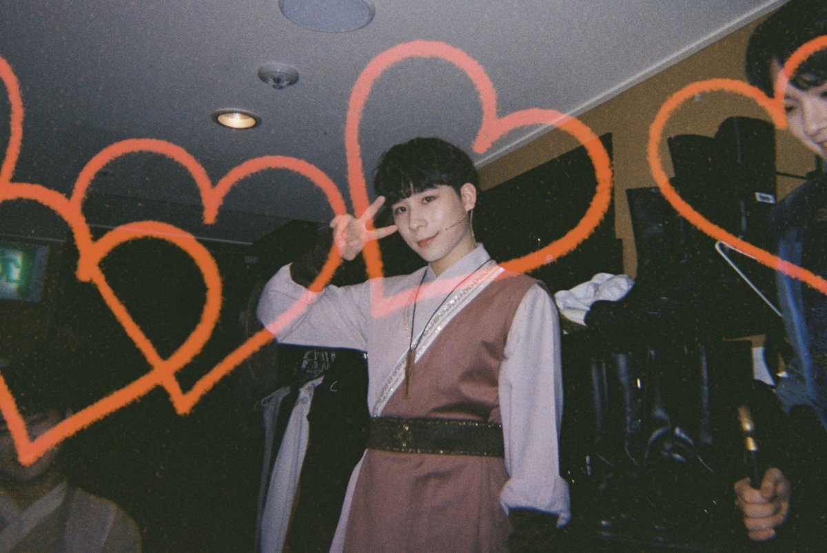 junelee1028's tweet photo. 본인 https://t.co/YOEux3Z3zi