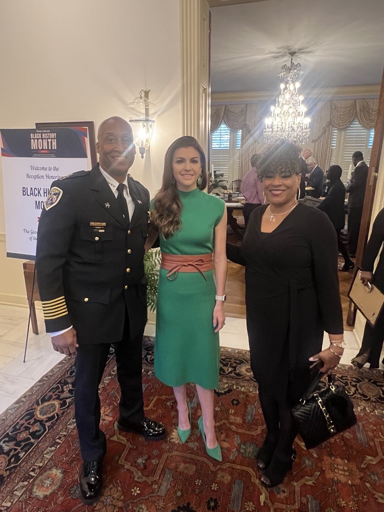 This week President Broadway and his wife enjoyed an evening at the Governor's Mansion during the Black History Month reception.