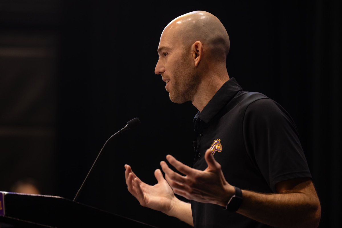 Robbie Gould tweet media