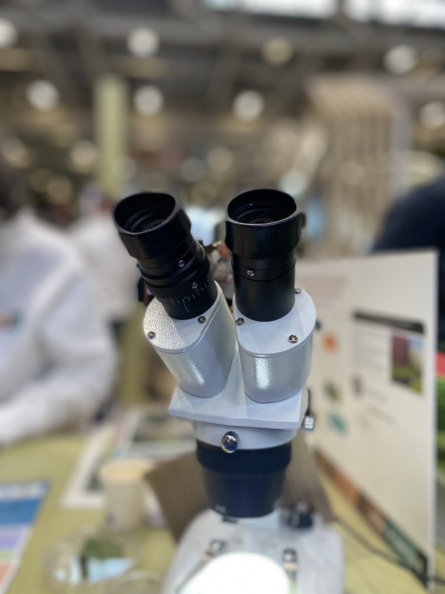 ericconnehaye's tweet photo. Au « bureau » sur le #SIA2024 avec les équipes @INRAE_France
« Nos recherches de terrain pour des solutions grandeur nature » https://t.co/3q4gMI2hZ3