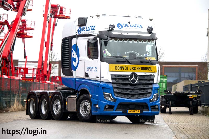 Mercedes-Benz Actros 4163 SLT heavy load tractor with 630 HP bedrijfsauto.com/product_Merced… #daimlertruck #mbactros #Transportation #hgv <a href="/DaimlerTruckBus/">Daimler Trucks & Buses</a> <a href="/MercedesTruckNL/">Mercedes-Benz Trucks</a> <a href="/LogistikaBalkan/">Logistika Balkan -- Логистика Балкани</a> <a href="/logistiikka_org/">Logistiikka.org</a> <a href="/trucks_trailers/">bedrijfsauto.com</a> <a href="/nfz_katalog/">Nutzfahrzeug-Katalog</a>