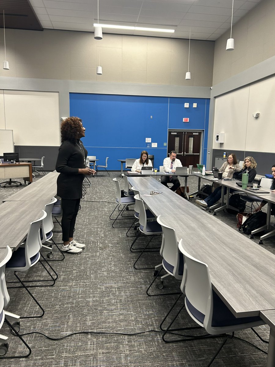 Amanda K. Dixon tweet media