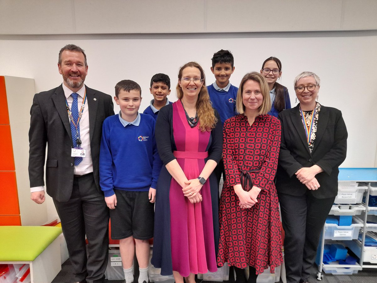 Great to welcome Susan Acland-Hood, Permenant Secretary at the Department for Education, to the CLF who visited, <a href="/Wallscourt/">Wallscourt Academy</a> <a href="/BristolMet/">Bristol Met</a> 
<a href="/SusanAclandHood/">Susan Acland-Hood</a>