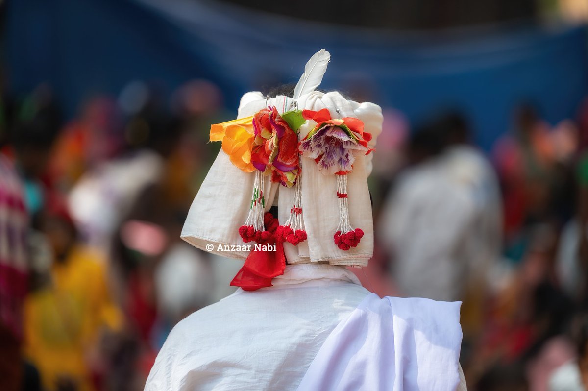 Faces of Bastar (Muria tribe) Who said that men do not adorn themselves? - Baynar Mela #bastar #indiatourism #OurCultureOurPride