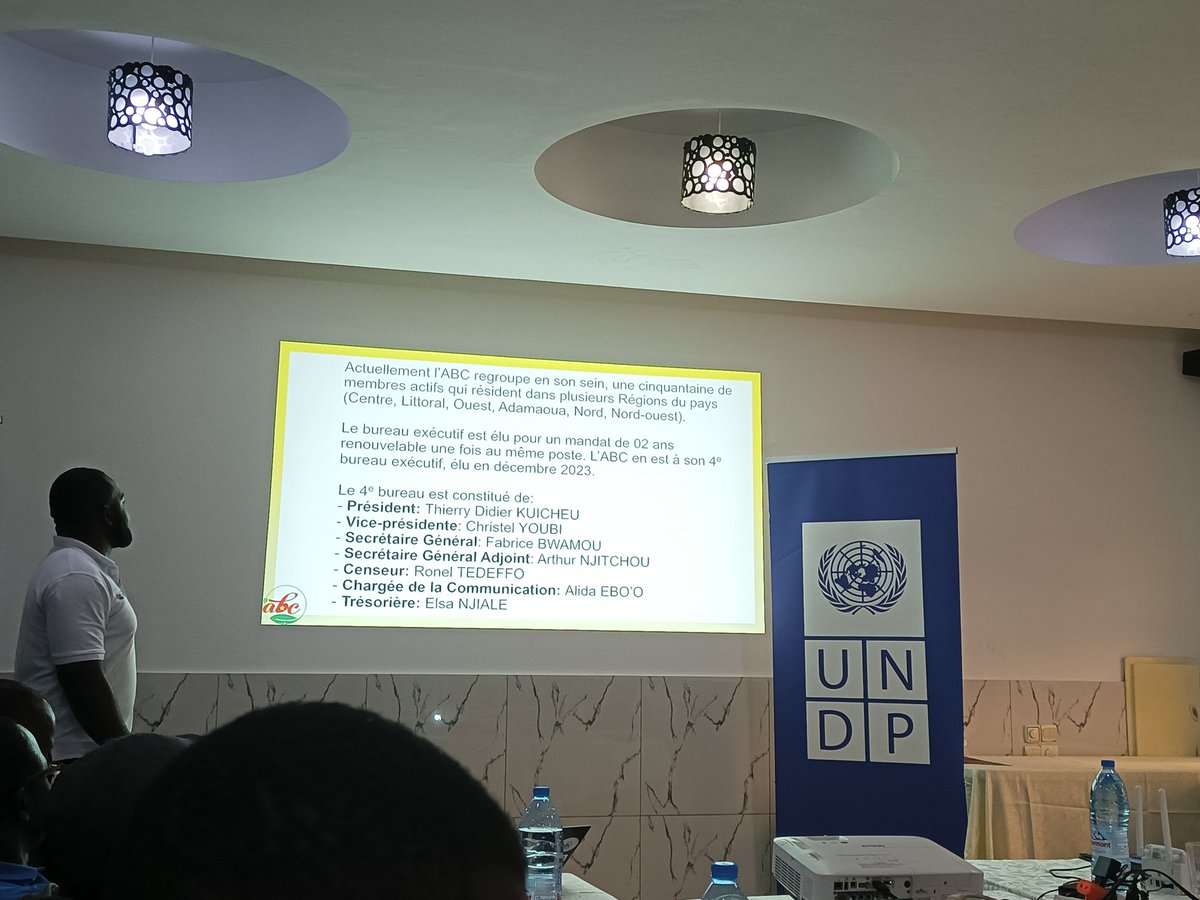 visartculture's tweet photo. Présentation de @BloggersCM par actuelle président @Le_TDK pendant l'atelier sur les droits humains organisé par  @ohchr_caro
#ABCHumanRights https://t.co/b976WIb3Rj