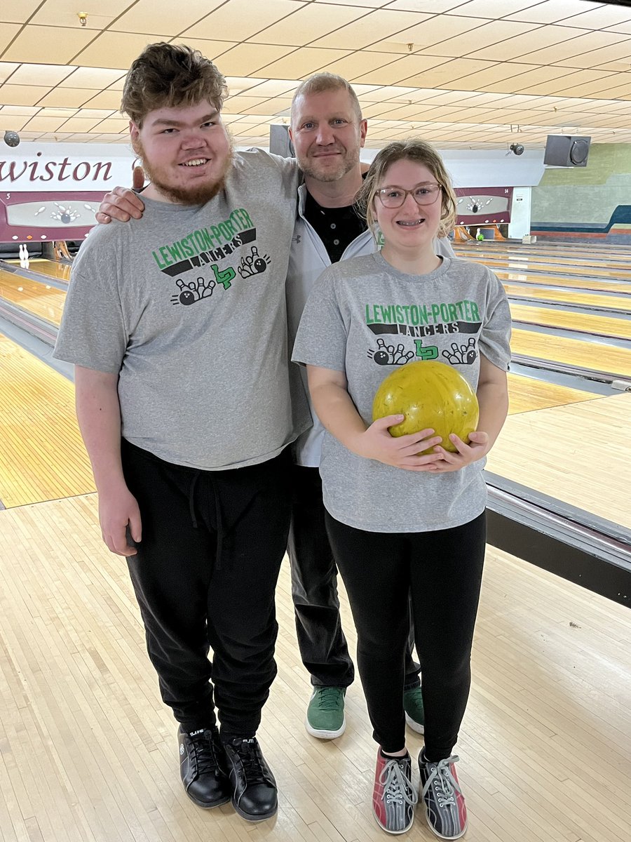 Section6USBBall's tweet photo. Unified Champion Schools 10 pin competition today find a lane near you and support your local team. Iro at Lack, SH at Lanc, Cheek at Amh, Spring at Holl, OTC at CH, RL at HT, Front at OP & Dep at WS #InclusionRevolution #SpreadtheWord #NYSO #FansintheStands https://t.co/ZnZUNml9lg