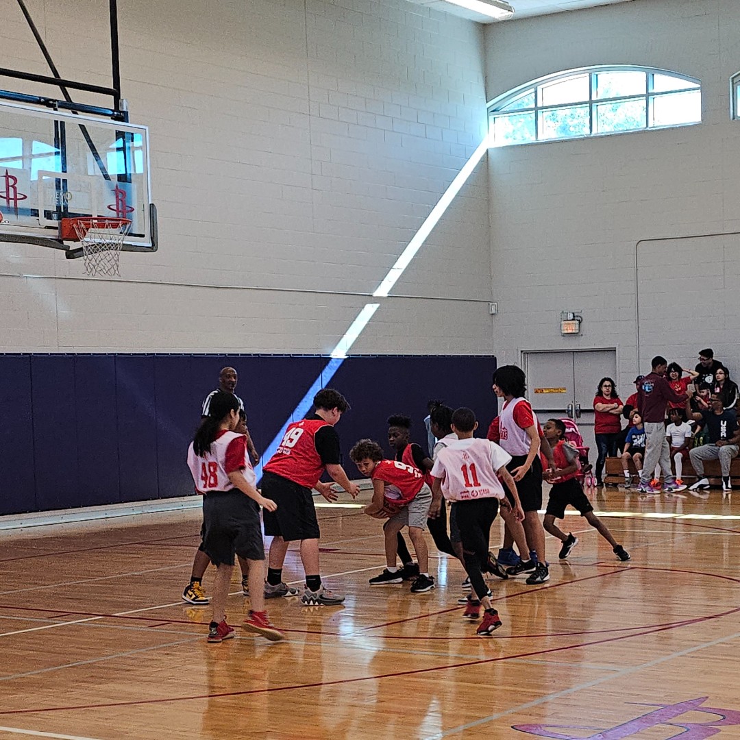 HPARD (@hpard) on Twitter photo Greater Houston Activities League Basketball at Moody Community Center We thank the GHPAL officers of <a href="/houstonpolice/">Houston Police</a> for building relationships with Houston youth and encouraging active lifestyles. Greater Houston Activities League Basketball at Moody Community Center We thank the GHPAL officers of <a href="/houstonpolice/">Houston Police</a> for building relationships with Houston youth and encouraging active lifestyles.