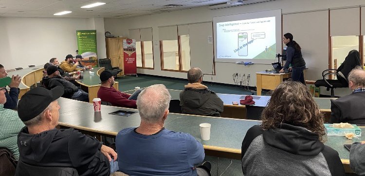 FieldSmartInc's tweet image. It was a packed house yesterday for our Crop Intelligence producer meeting. 🌱
Thanks to everyone who attended!
