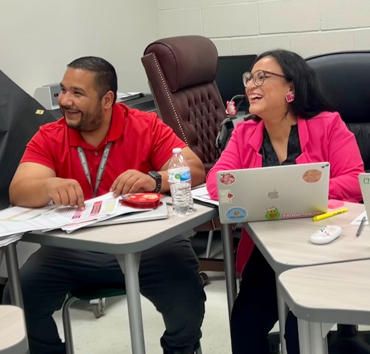 RegionOneESC's tweet image. Our Effective Schools team took charge, guiding @LyfordCISD Middle School teachers and leaders through a dynamic student growth strategic planning session! 📈🎓
Thank you, Lyford Middle School for choosing Region One! #DataDrivenLearning