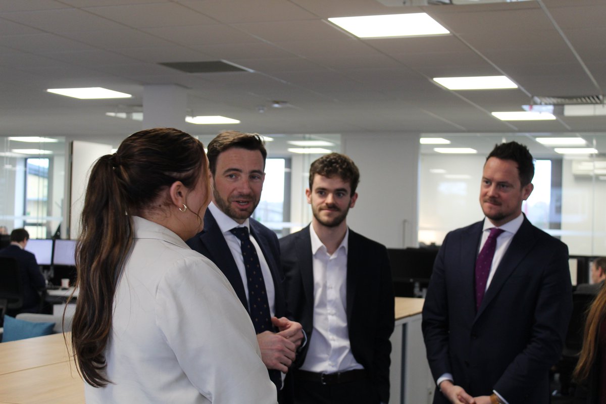 We were delighted to welcome Shadow Rail Minister @StephenMorganMP, @BaggyShanker & @catkinson80 to our Derby office today. A great opportunity to discuss the importance of the rolling stock market to manufacturing, the supply chain & the UK economy with @Alstom & @railforum_uk