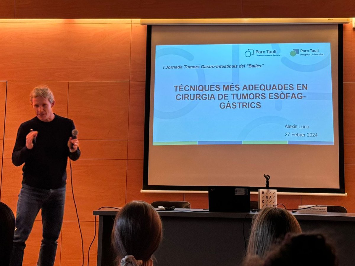 El passat 27 de febrer el Dr. Alexis Luna <a href="/AlexisLunaAufr/">Alexis</a> va participar com a ponent a la I Jornada de Tumors Gastrointestinals del "Ballès", parlant sobre les tècniques més adequades en cirurgia de tumors Esòfag-gàstrics.