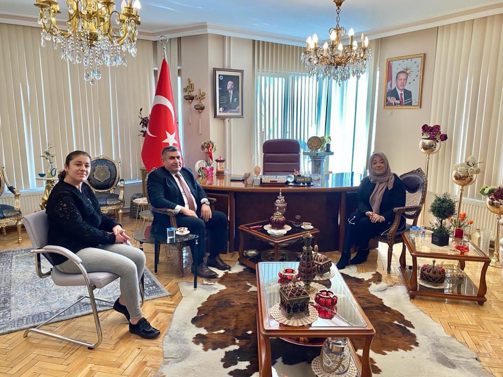 CanserKuzu's tweet photo. Afyonkarahisar İl Emniyet Müdürümüz Sayın #MahmutAy'a taziye ziyareti ve duaları nedeniyle teşekkür ediyorum. https://t.co/Slk8MsjO4V
