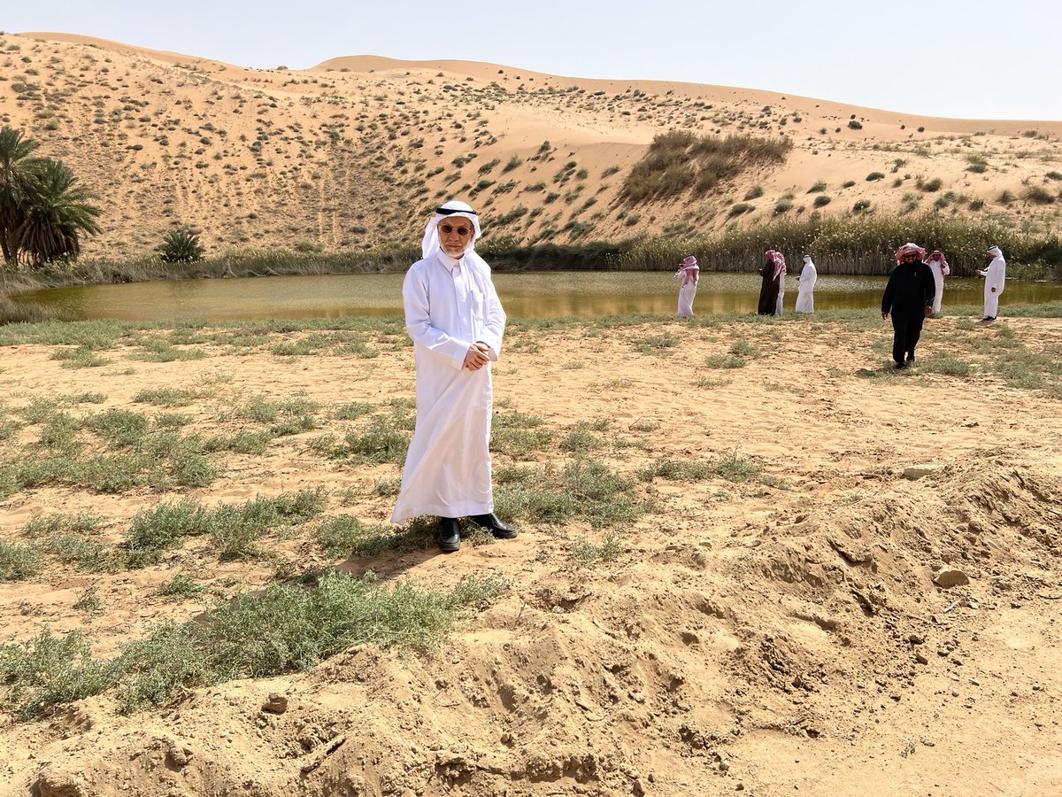 ١١/١٠....و كانت أخر محطات الجولة هي واحات المذنب الطبيعية و الجميلة و البالغ عددها ٣٠ واحة من النخيل والأشجار كل واحدة تحيط بها الرمال من ٤ جهات مثل واحة الحسو وام الحشب ومريفة والمصباح .