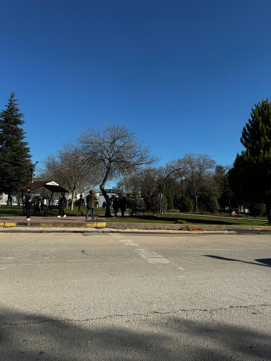 SON 5 ay GAÜN 👋👋👋

Haberim yok ekibi SEZSİZ🤦‍♂️

#yenirektörtıptan