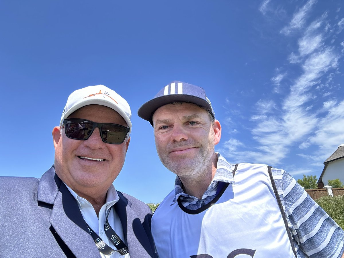 Hey, Alan! Friends unite