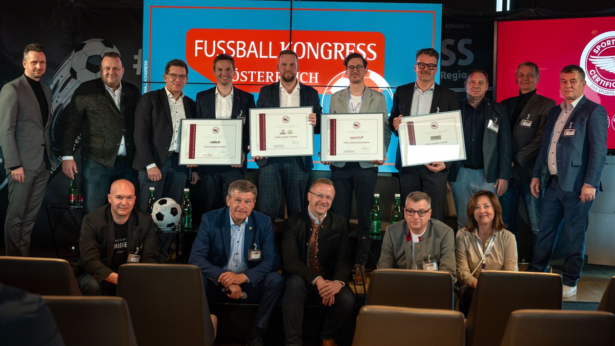 #Stadionsicherheit ⚽️👋 Der <a href="/fussball_kgr/">FUSSBALL KONGRESS</a> Österreich 2024 - wir waren vor Ort um uns mit den TeilnehmerInnen zum Thema Videolösungen für ein sicheres Gefühl im Fußballstadion auszutauschen. Vielen Dank für die gelungene Veranstaltung. 💐

Bild 1 &amp; 3: Copyright © FUSSBALL KONGRESS
