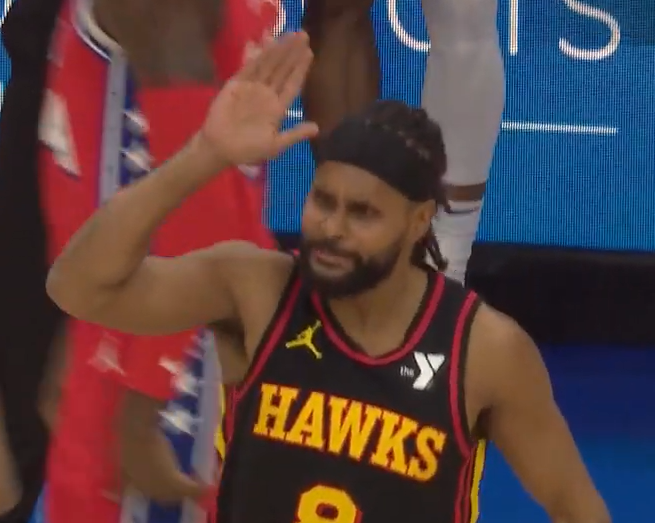 ThePhoenixSuns2's tweet photo. While #OttoPorter considers offers from several #NBA teams, could #Suns turn attention to newly waived PG #PattyMills? 

#Hawks #SunsX #ComingInHot #NBAwaivers https://t.co/yTrxEGLQwY