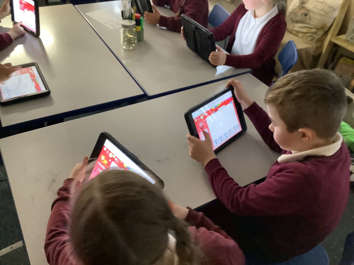 IPMATHiendley's tweet image. This afternoon, Year 2 explored j2e to create their own pictograms! It was so much easier than drawing them ourselves! #computing #teachcomputing