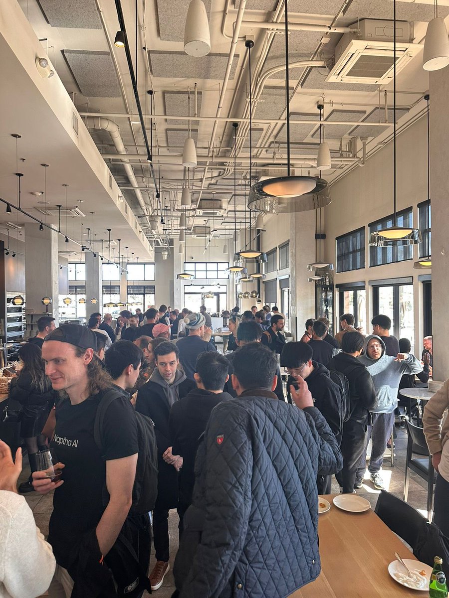 abhicris's tweet image. Are you building in AI too ser?
De AI energy in Denver seems awesome. 
Degens building in degen ai space at bittensor meet
#deAi #createprotocol #bittensor #GenAI