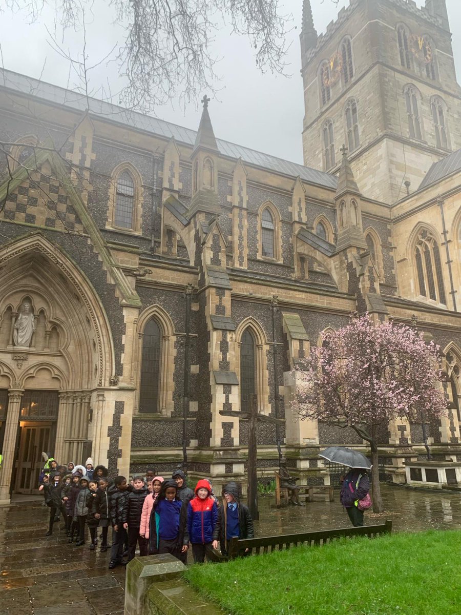 StMattsSch's tweet photo. Year Four have been on a pilgrimage to Southwark Cathedral. They enjoyed learning about the history of pilgrims and creating their own souvenirs of their special journey. https://t.co/XcVZcRcTnB