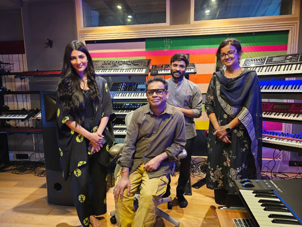 It was so fun and an absolute delight to record my 1st song of #KadhalikkaNeramillai with @arrahman @shrutihaasan @KavingarSnekan Can't wait to share it with you al! “காதலிக்க நேரமில்லை” @actor_jayamravi @MenenNithya @astrokiru @RedGiantMovies_ @iYogiBabu @VinayRai1809