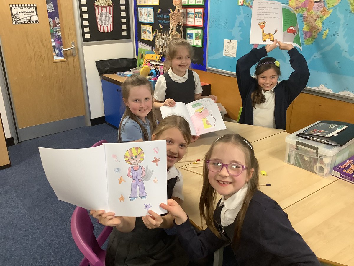 Look at this little group of friends all doing some reading and colouring together #GawberWellbeing #GawberReading