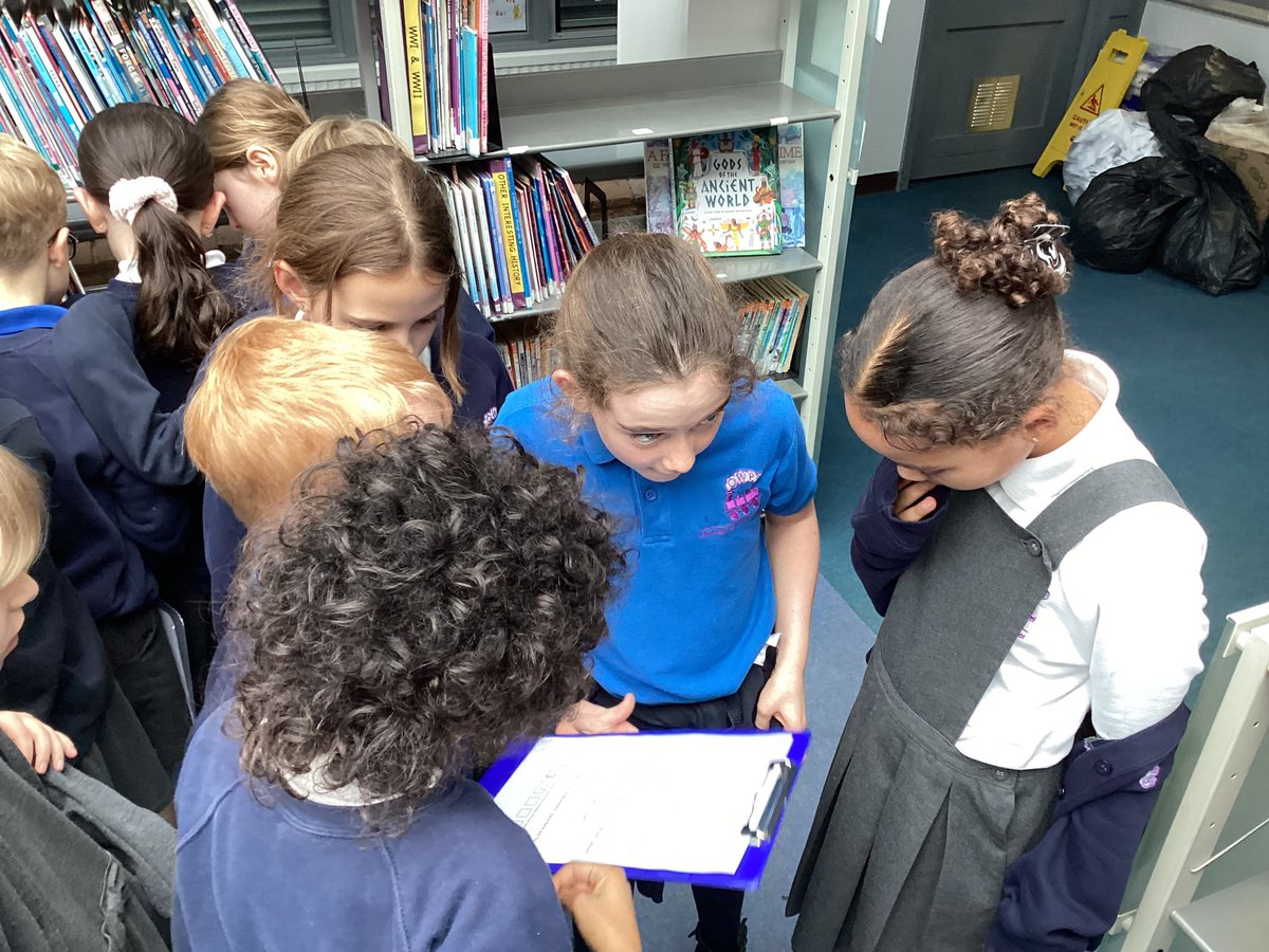 This afternoon we’ve been using our teamwork skills to solve a crime in the library. #BookWeek24