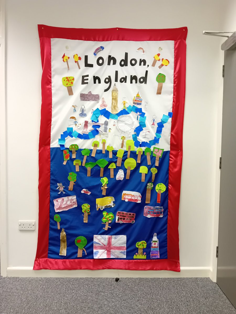 I repeated the fabric banner lesson with the year 3's because I focused more heavily on learning about the city they were focusing during Topic lessons. They make such an impact!