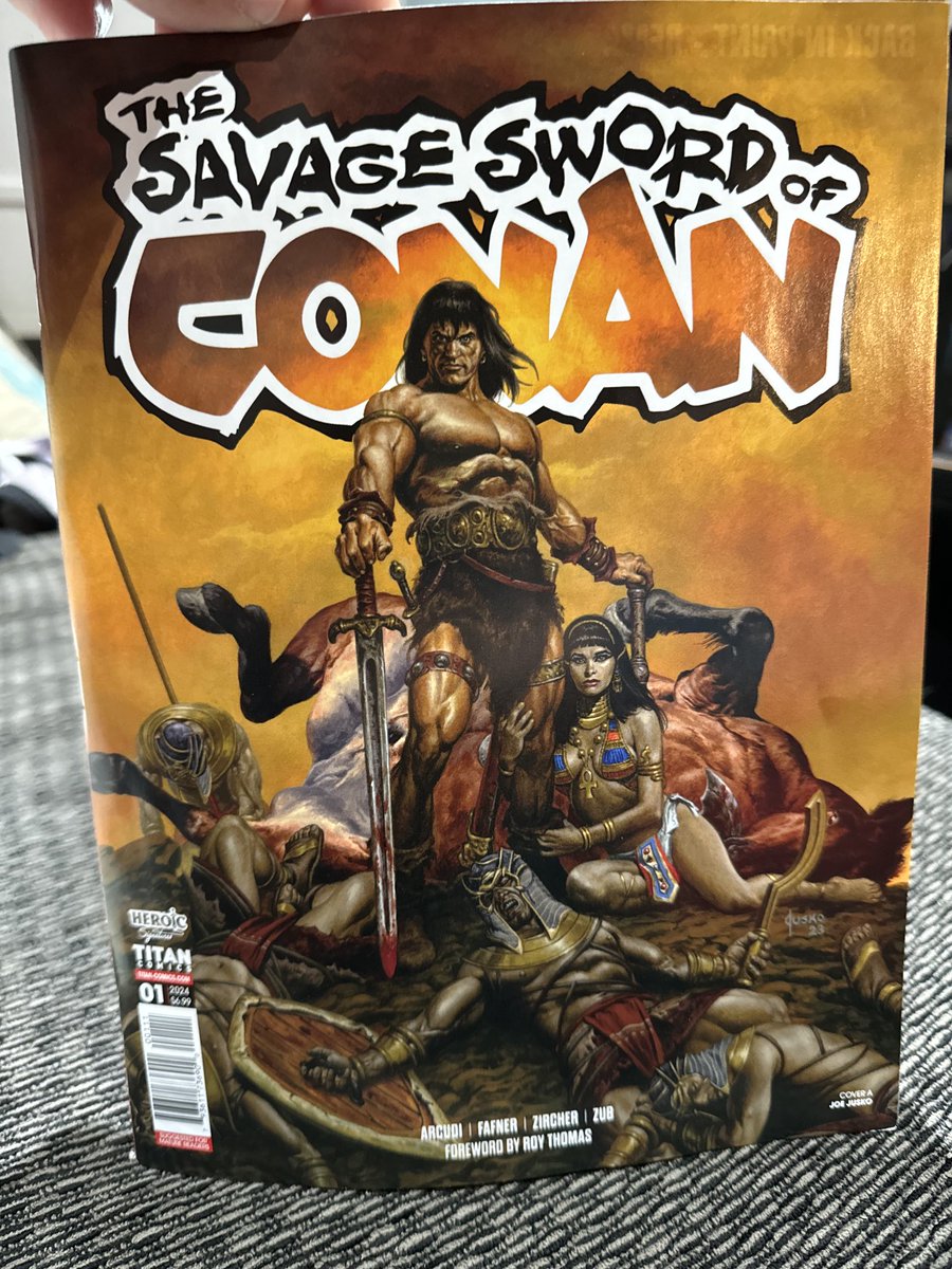 First issue of #savageswordofConan ⁦@JimZub⁩ is an amazingly beautiful book! Lots of bloody fun! Crom!