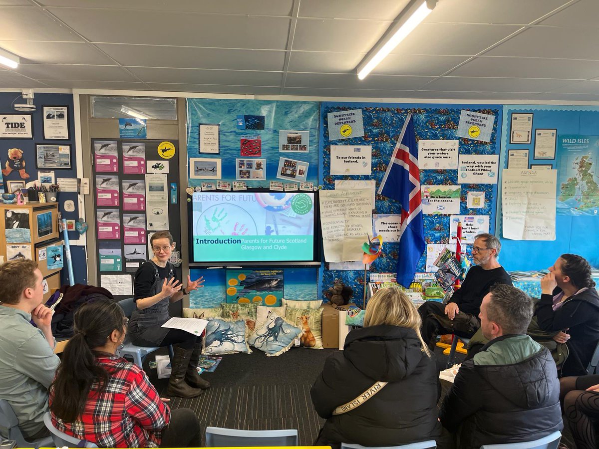 SunnysidePri's tweet photo. As part of their #CleanAirCampaign our P6 Polar Explorers were given the opportunity to invite their families to a clean air workshop by @P4F_Scotland 🫁 Thank you to everyone who came along; to Fiona for volunteering &amp; to Zoe, Neil, Alex, Ben &amp; Kim for supporting.#EducationIsKey https://t.co/JsBAJ3qOkm