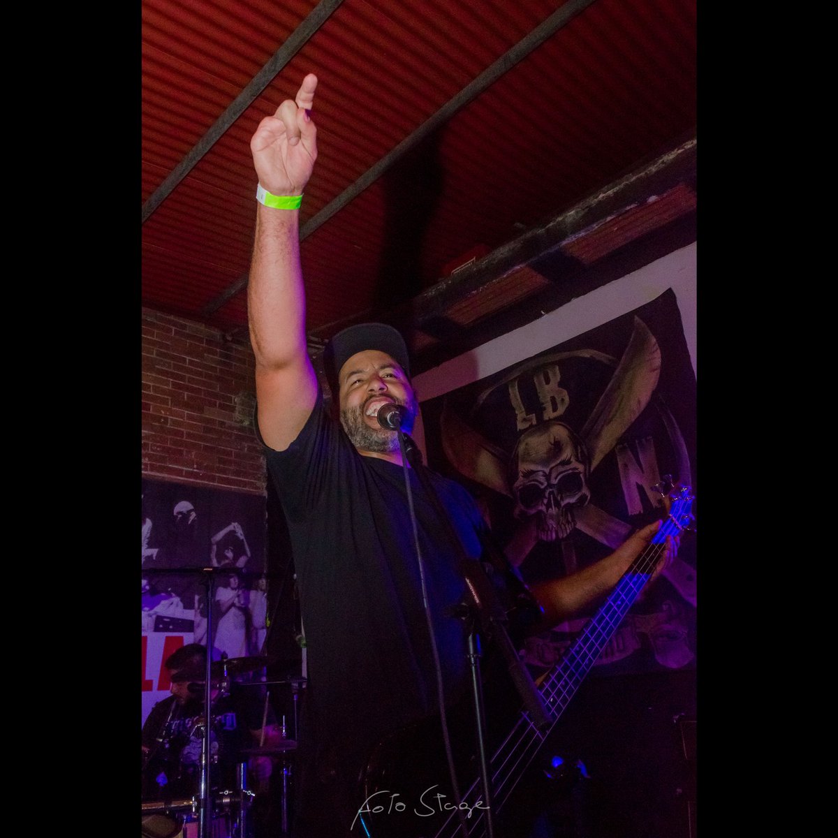 Algunas fotos de nuestra presentación en "Hermanos del Metal". Evento a beneficio de nuestro vocalista Angel López. 

📸: @FotoStage