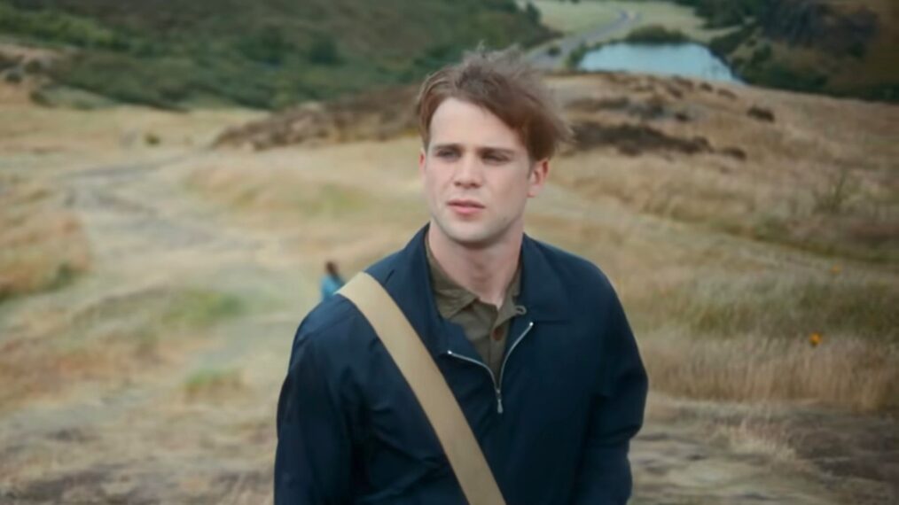 One Day tiene encanto a pesar de estar rodeada por un envoltorio artificial. La relación entre sus protagonistas es sincera y se construye de forma firme e idílica. La juzgué y me estrellé, me reventó. Te hace compartir su herida. La de la muerte, la de la vida.

En NETFLIX 🇬🇧