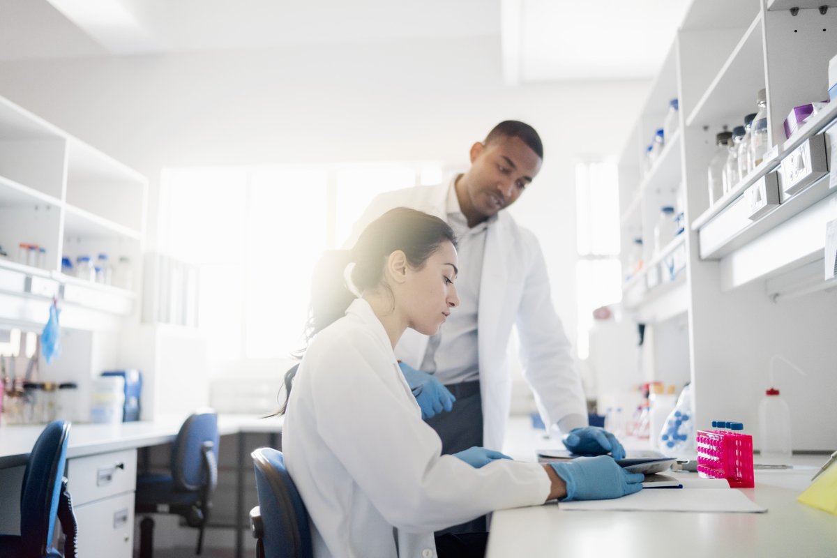 Research conducted by investigators at Joslin sheds new light on the specific changes β-cells (beta cells) go through at the onset of T1D. These findings suggest a potential way to slow progression of the chronic autoimmune condition. 

Learn more⤵️ 
bit.ly/3wtxdNa