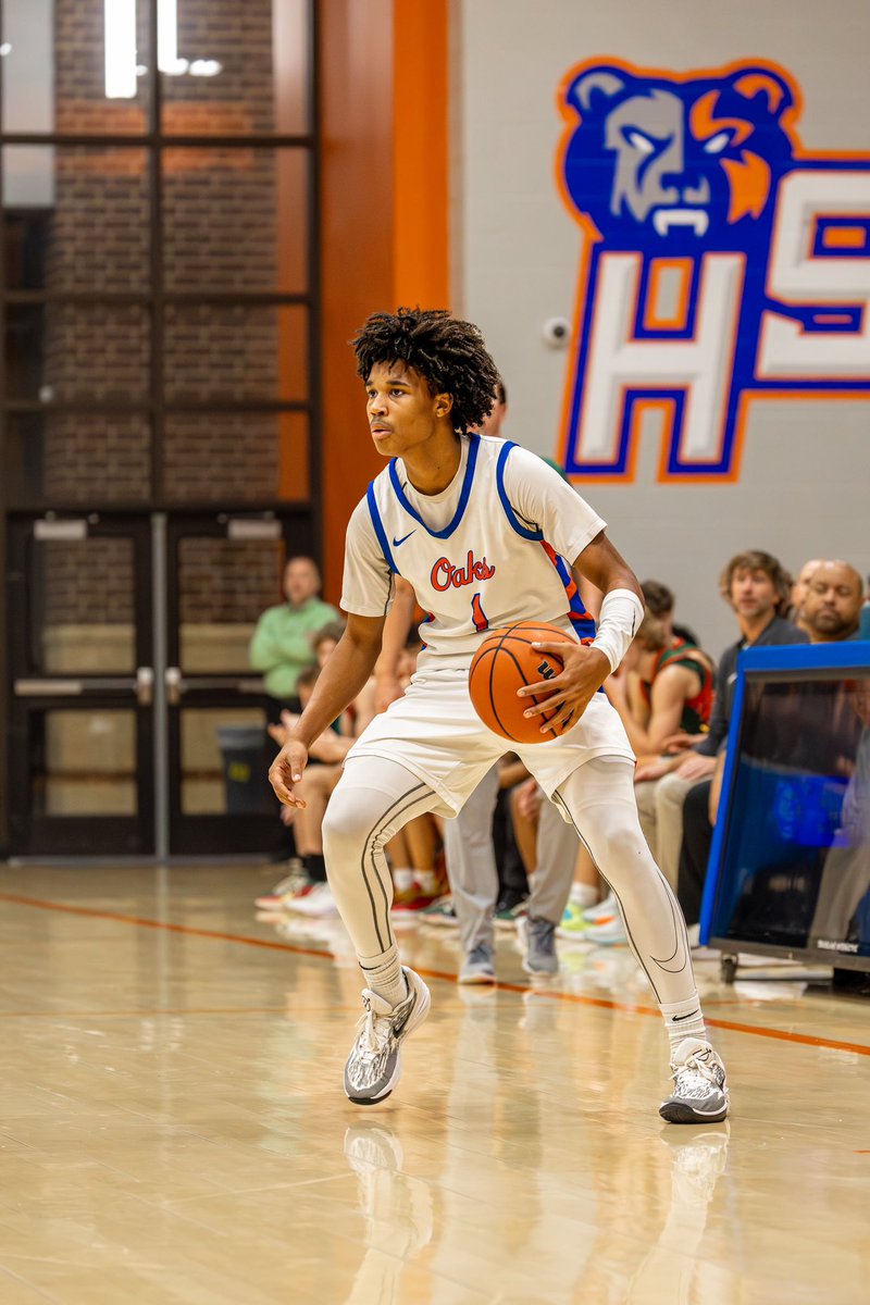 Congrats to Junior Guard @TraeL3wis on earning First Team All-District Honors for 13-6A. Elite shooter and scorer. 36%+ on over 100 made 3’s. Holds several school records already! @djones8301 @WOLsports @RogasScott