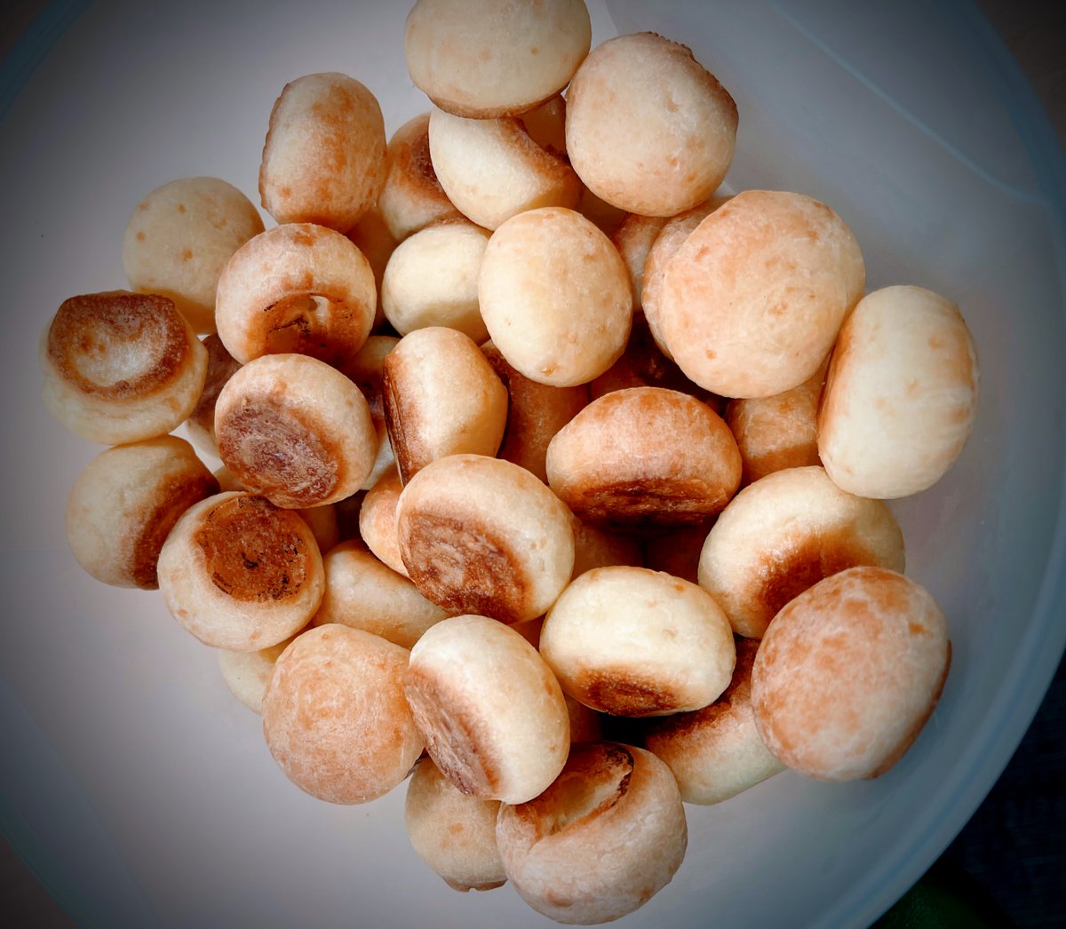 JpsIntlStudent's tweet image. @JenisonSchools Students from Brazil, France, Germany, Italy, Norway, and Thailand visited @JIAonline  K - 5 students, to share a bit about their home country and a few snacks.