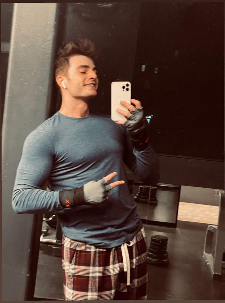 Askimin yakışıklılığı 🔥