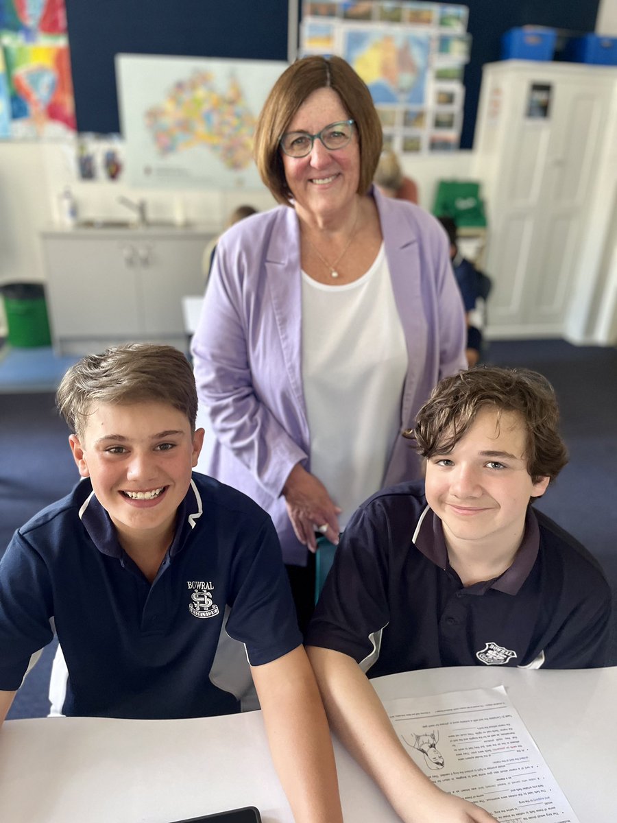 KathyPowzun's tweet photo. @BowralHS students proudly impressed Deputy Secretary, Public Schools @DebSummerhayes by sharing the depth and breadth of opportunities available to them, emphasising public education’s value and success in preparing them for successful futures @Melinda7650384 @RegionalSouthOD https://t.co/GbOx8Ucz5P