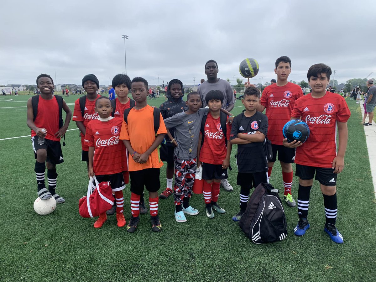 desmoinessc's tweet photo. Looking for something to do over spring break? DMSC is excited to offer a four day spring break camp led by Academy Director, Matt Lamale, March 12-15 @ Aliber. For more information, please visit our website or log in to your PlayMetrics account. #DMSC https://t.co/Eag9W7KceN https://t.co/dOSHNMbZtE