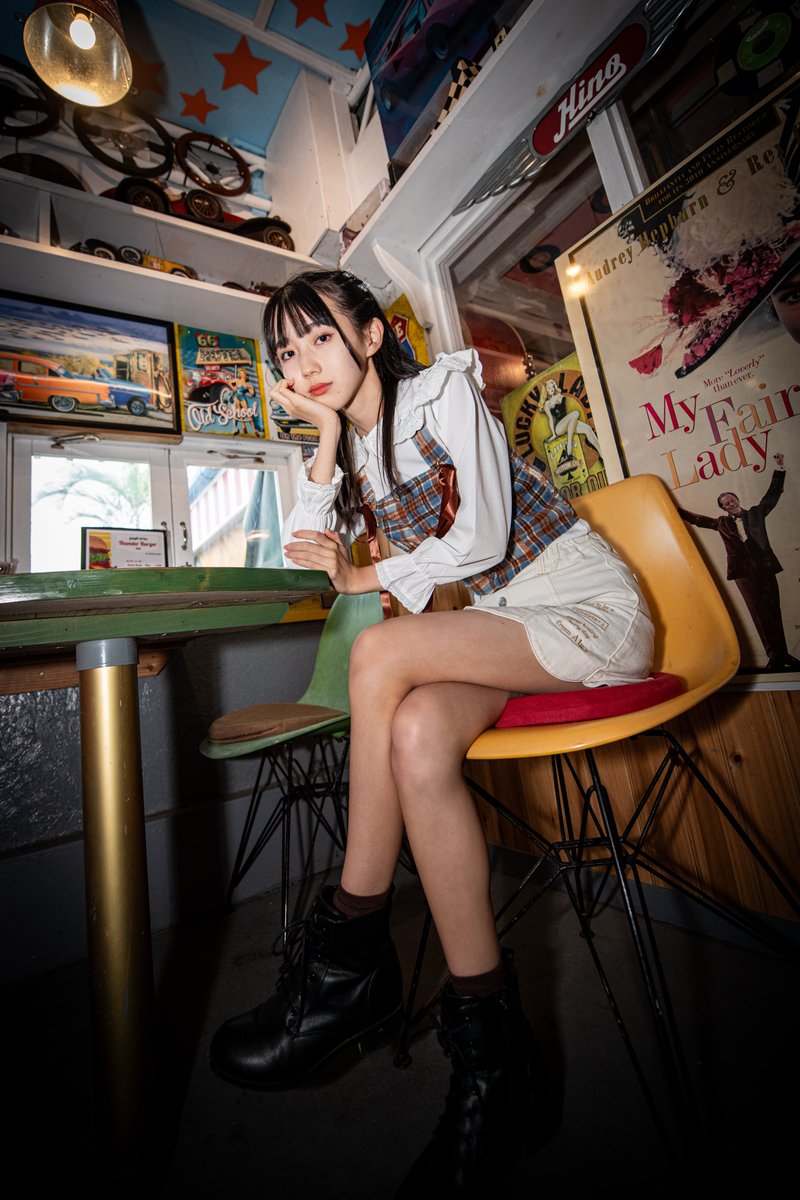 るか©
SweetCherryPeppers
2024.02.24
CAFE&BAR GarageLife　にて
るかちゃんお誕生会

内装はこだわりの古きアメリカの雑貨やらで楽しめます。
#東恩納瑠花
#SweetCherryPeppers
#colors沖縄
#沖縄美少女図鑑