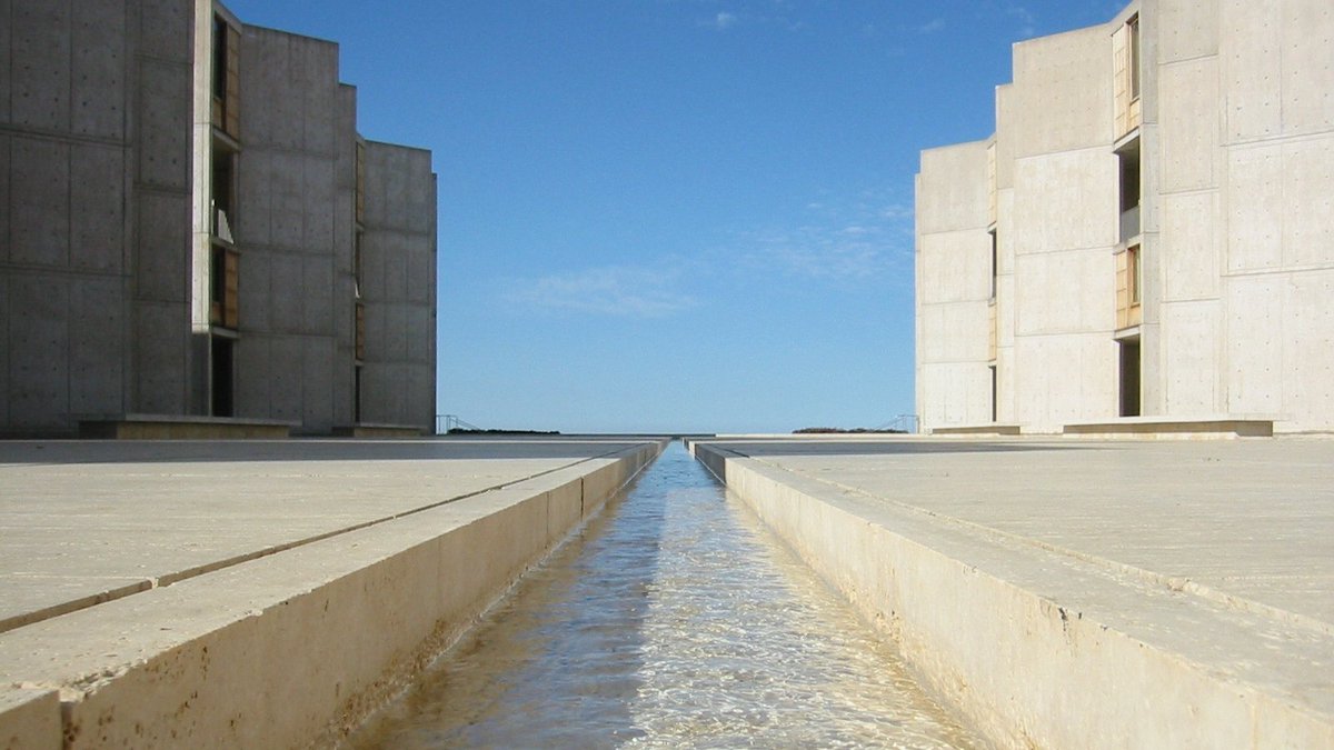 💡 "It is imperative...to turn the idea of medicine, pharmaceutical products, and health technology as a common good into a reality."

Read "A European Salk Institute Could Ensure Accessible and Affordable Medicines" by <a href="/wimdeceuk/">Wim DC</a> and <a href="/Tim_Joye/">Tim Joye</a> 

👀bit.ly/431F1Ce