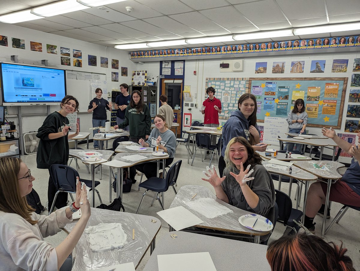 Mrs.Neumann (@mrsneumann_pths) on Twitter photo 