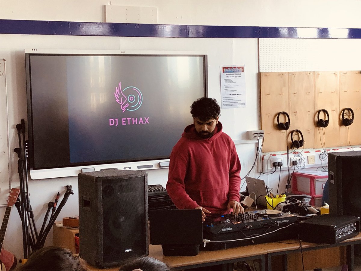 IslaElliott's tweet photo. Imagine walking into your classroom filled with music mixed and played by a DJ who is set up where your teacher usually stands? 
This was the S3s entry event for their Music PBL. @TeamDramusic @stmacharacademy @Excelerate_TWF https://t.co/7Ay93cVFa0
