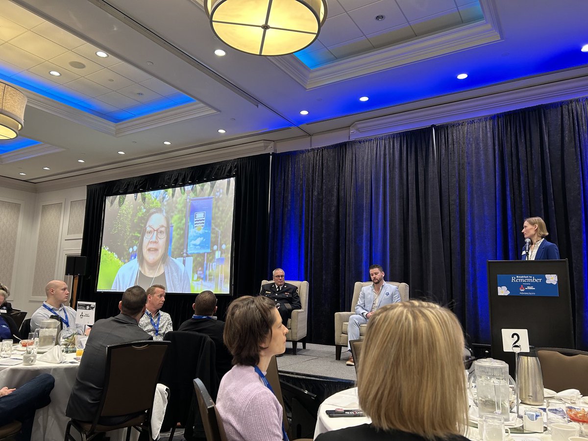hsmithcooke's tweet photo. Fantastic opening to the panel on emergency preparedness at #Kelowna Breakfast to Remember by @GERONursing #dementia #BreakfastToRemember https://t.co/x6ycV65RnP