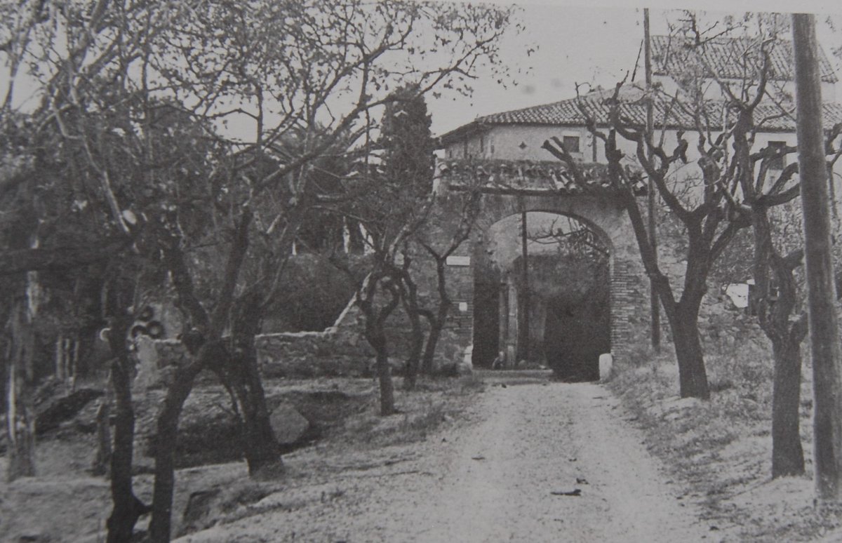 MColomenca's tweet image. 🗺️Què ens queda de la Santa Coloma Rural? Consulta totes les edificacions agrícoles de la ciutat que queden en peus en aquest mapa interactiu⬇️

uploads.knightlab.com/storymapjs/a86…