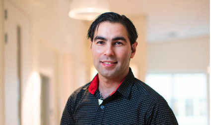 Waarom moet ik dit kennen, meester?’
Ahmet Uslu – leraar groep 8 van basisschool KBS De Zeven Gaven uit Utrecht, hoort een leerling in de klas vragen nadat hij de instructie had gegeven.
Lees hier het blog van Ahmet over bevragen en feedback geven: doorloopjes.nl/2024/02/waarom…