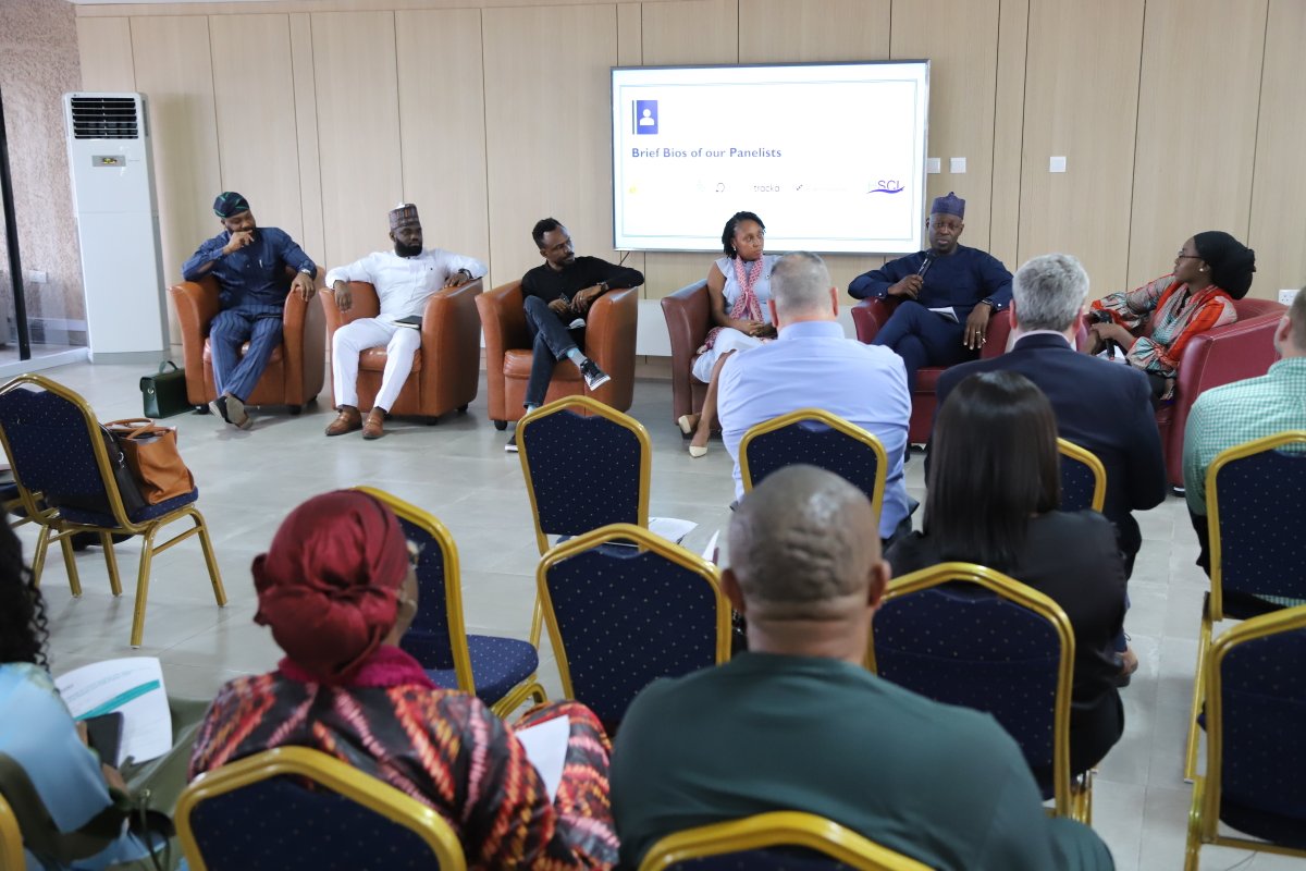 FHMEngage's tweet photo. Today in #Nigeria, we conducted an enriching discussion w/ @SCIDaR_ @healthtracka @WellaHealth @HSCLimited @HSDF_NG &amp; @Chemonics on building strong local partnerships &amp; exploring collaborative solutions to enhance the country's #health system. More to come!
@USAIDGH @USAIDNigeria https://t.co/qt9v05JSb1